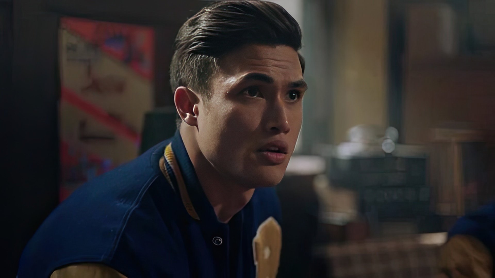Charles Melton nella serie TV 'Riverdale'