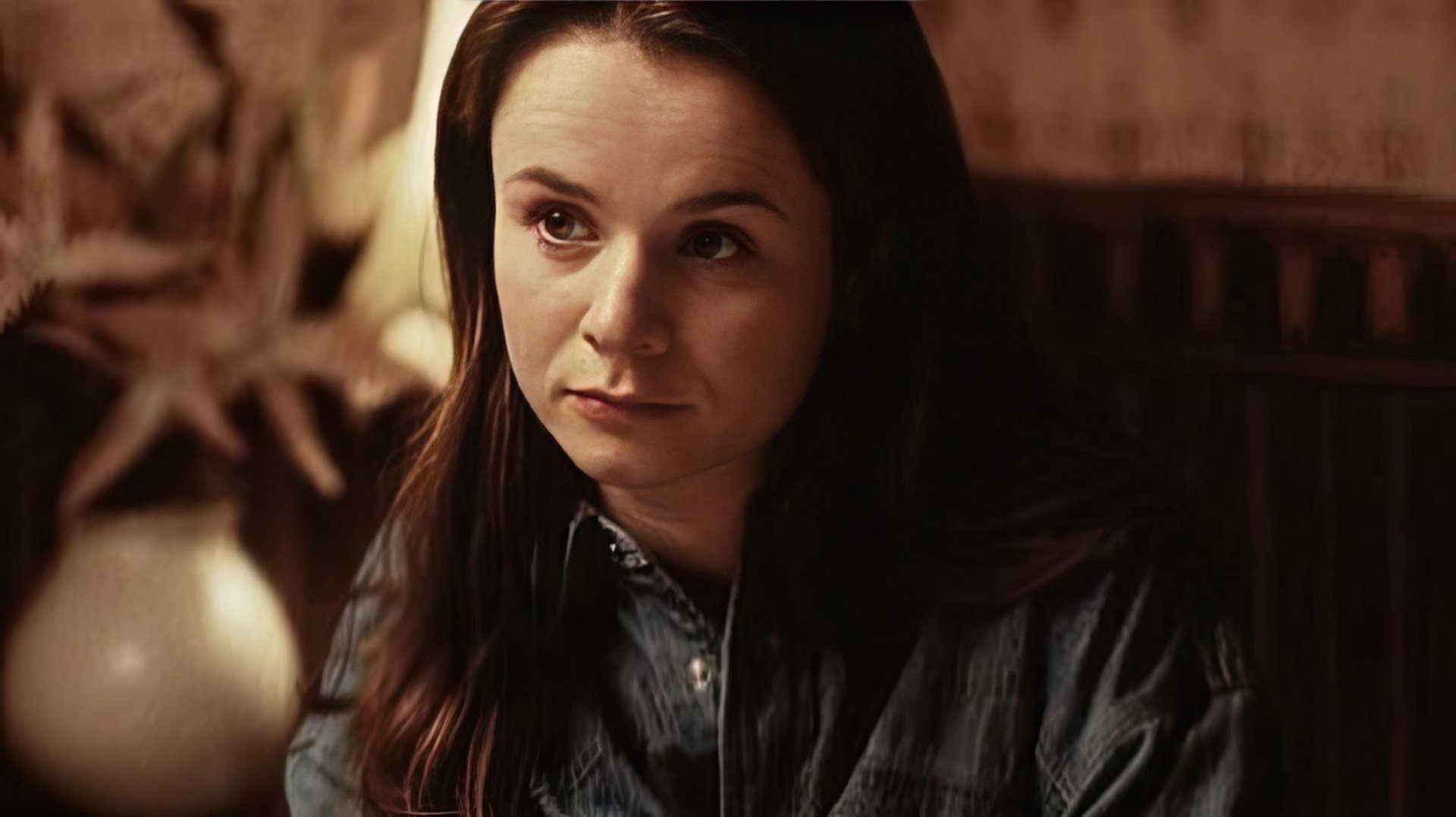 Emily Watson da giovane donna