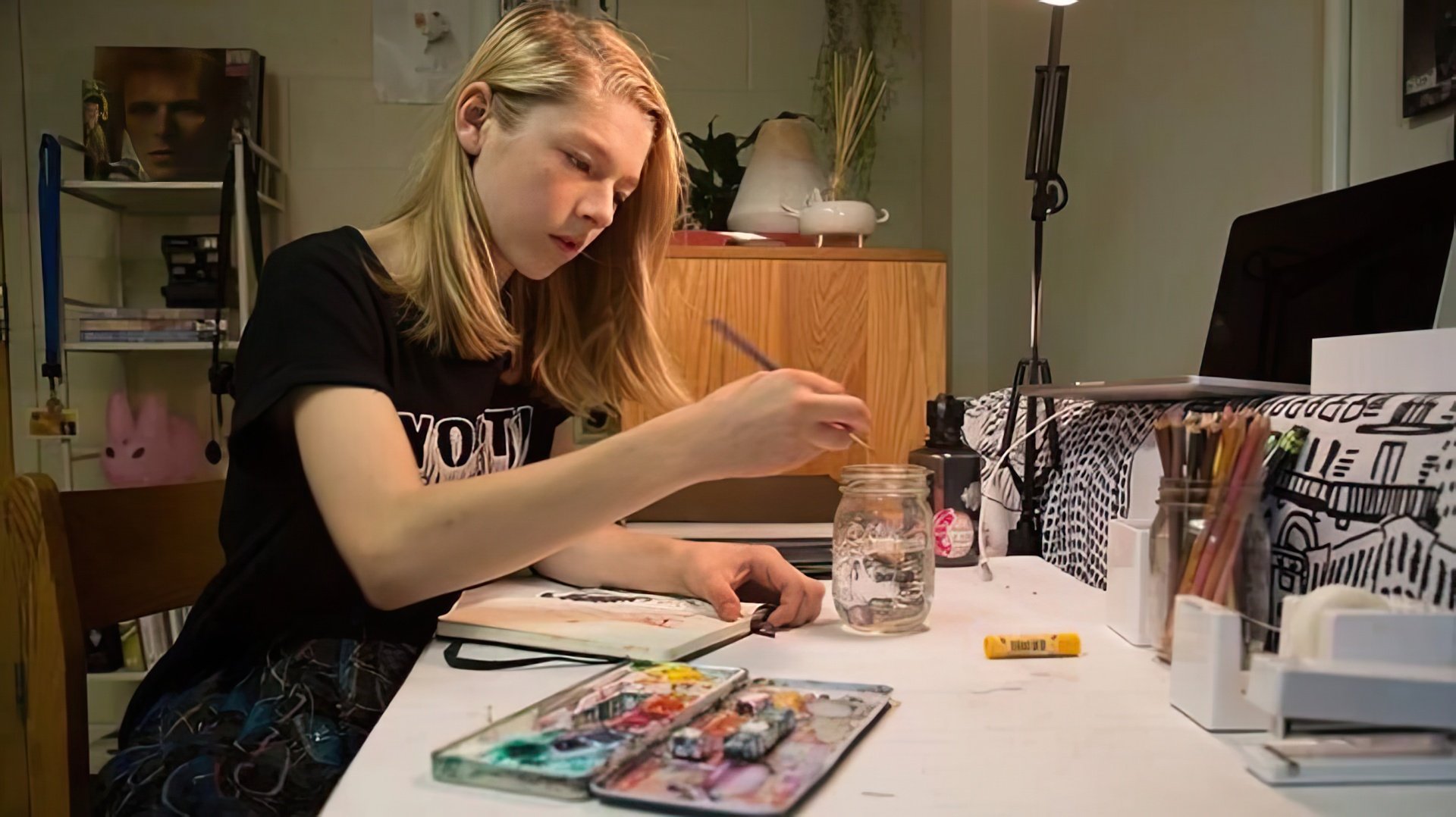 Hunter Schafer ama l'arte fin dall'infanzia