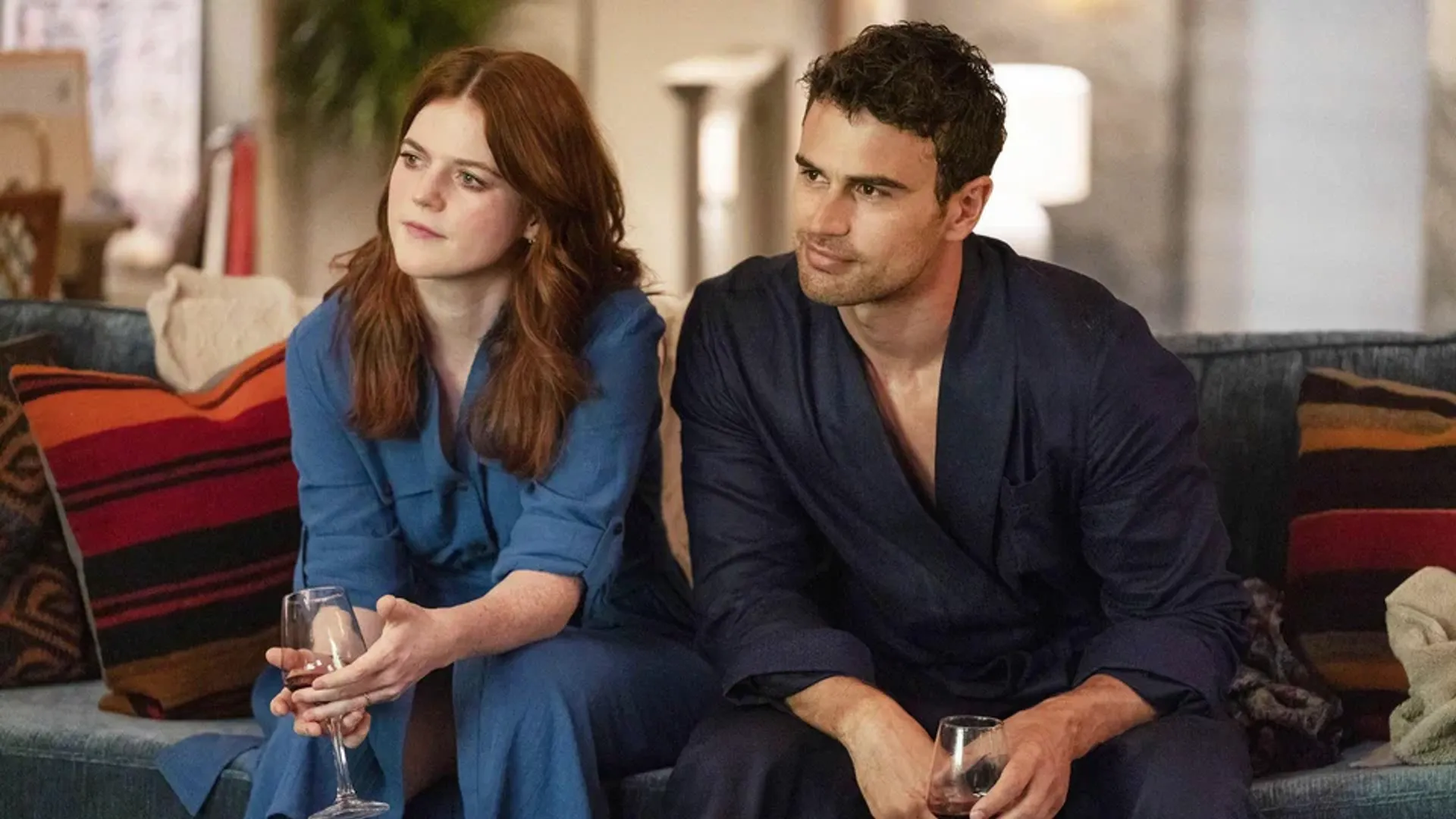 Rose Leslie e Theo James (The Time Traveler's Wife)