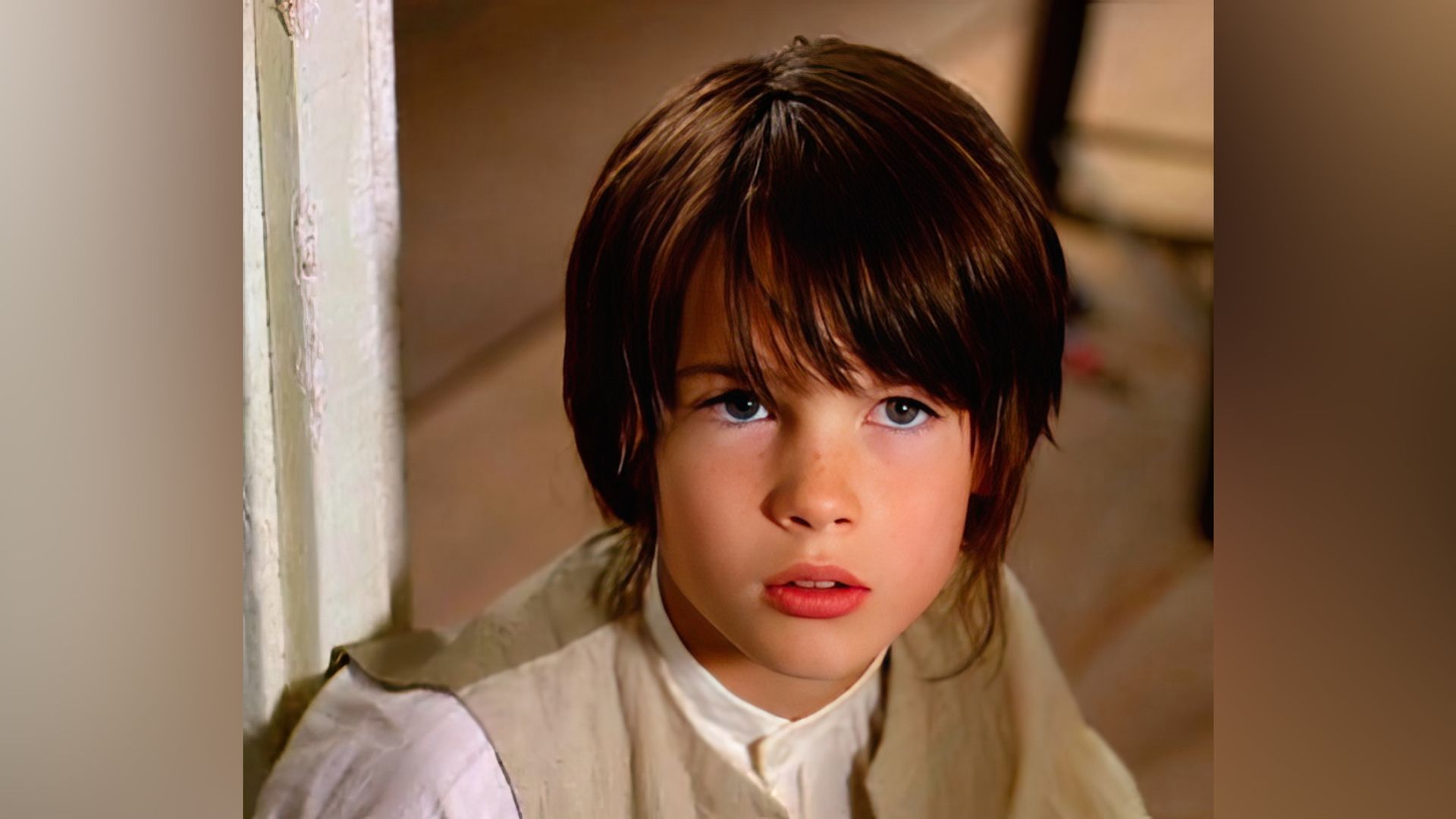 Tom Sturridge da bambino nel film 'Gulliver's Travels'