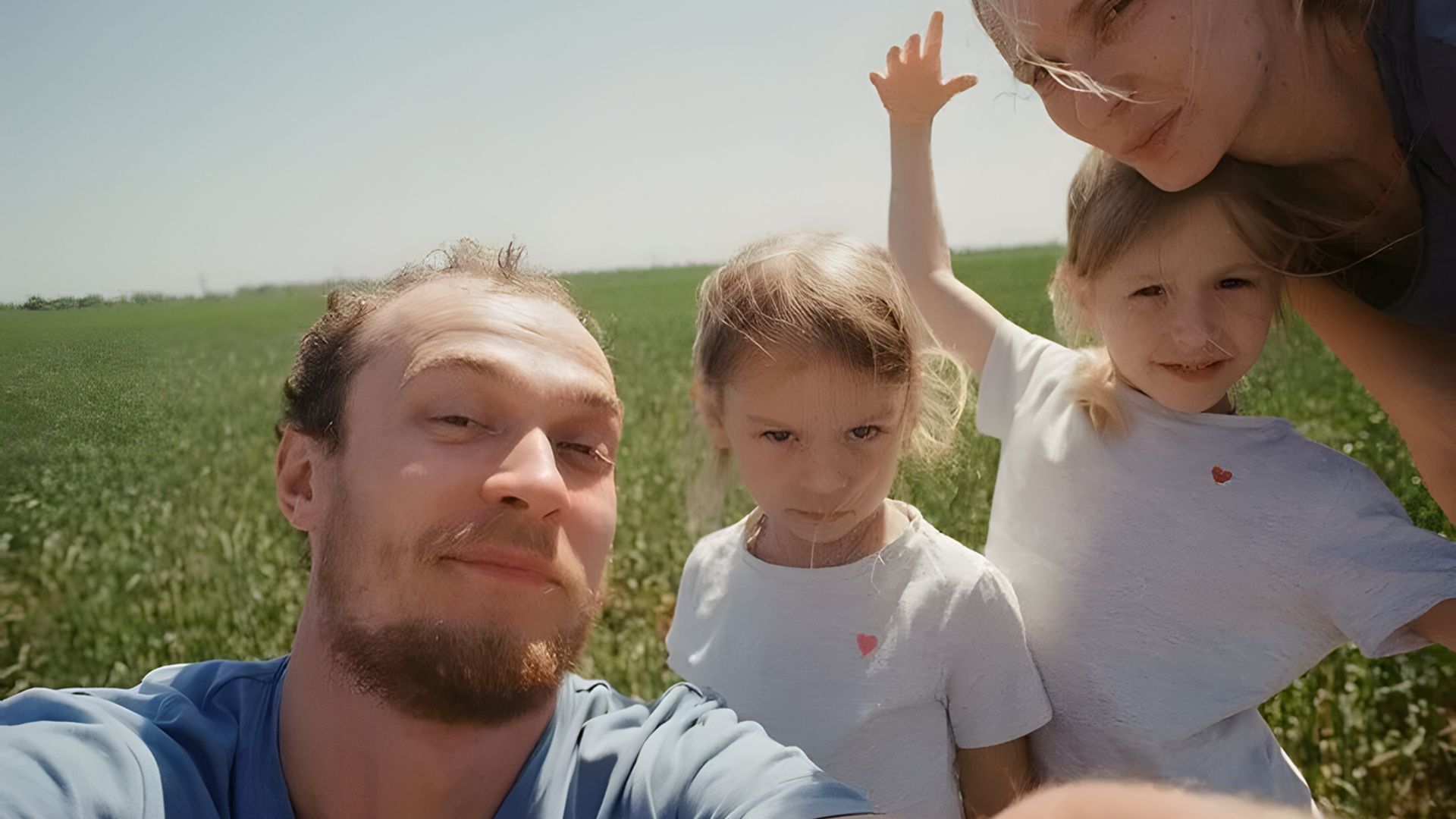 Jurij Borisov con sua moglie e i suoi figli
