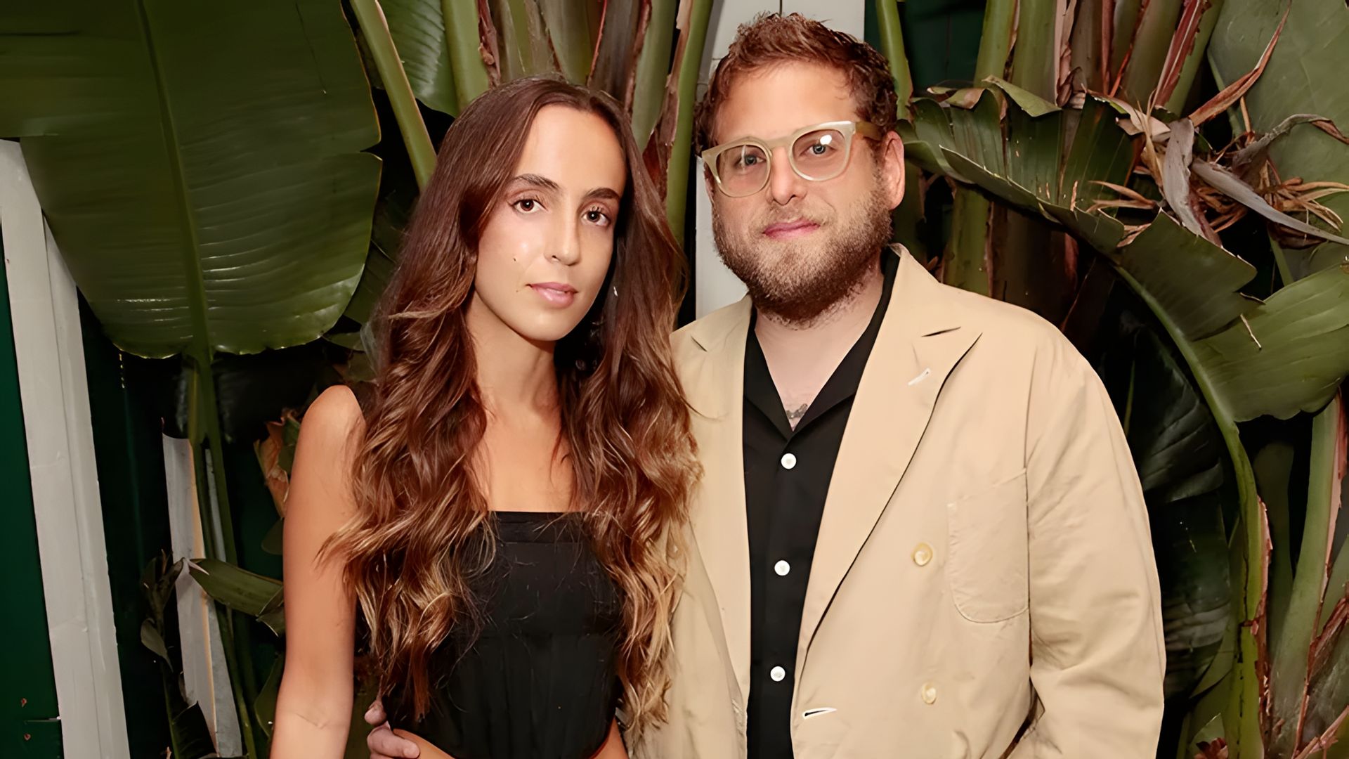 Jonah Hill e Gianna Santos posano insieme sul red carpet