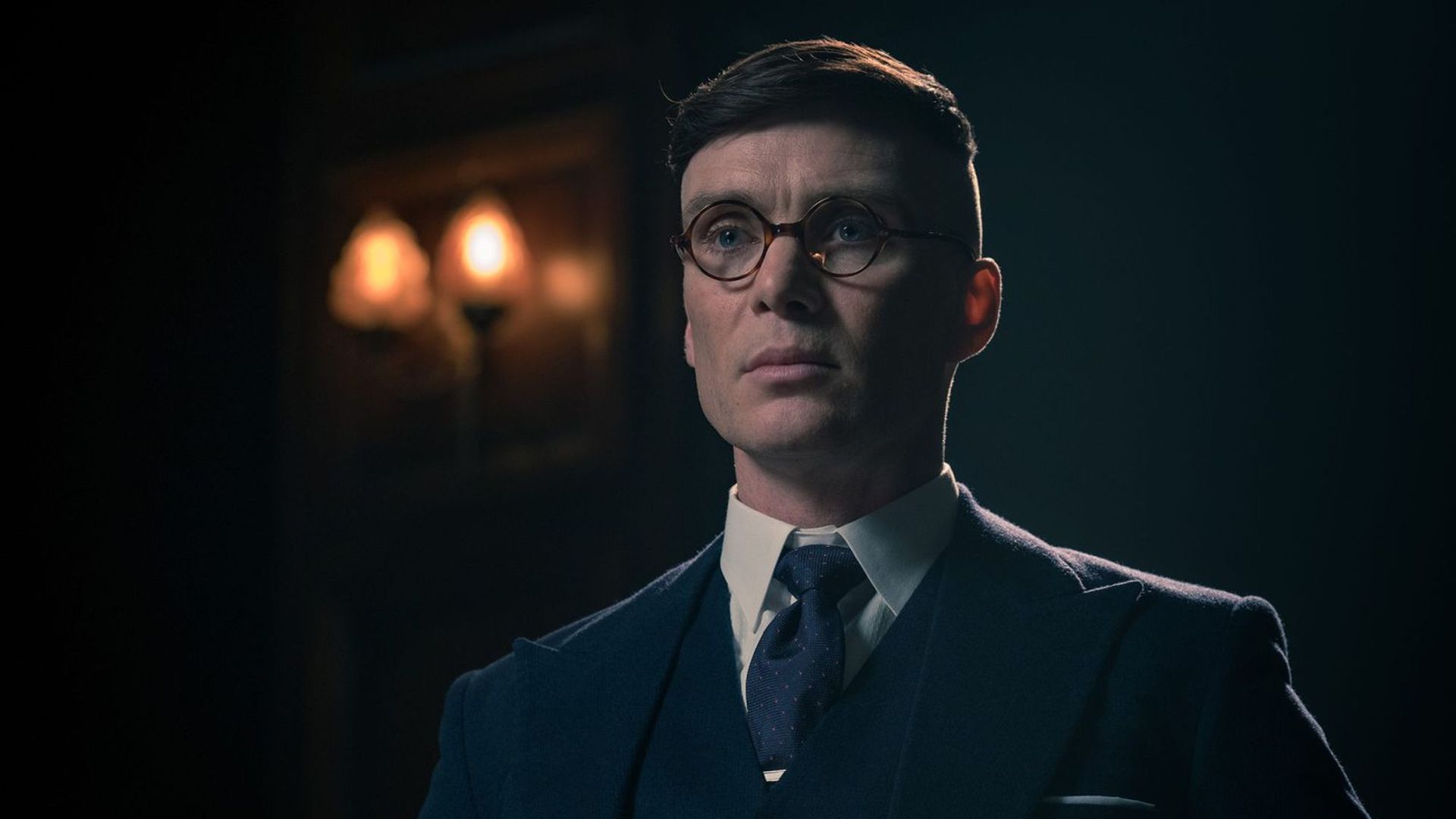 Cillian Murphy nei panni di Thomas Shelby