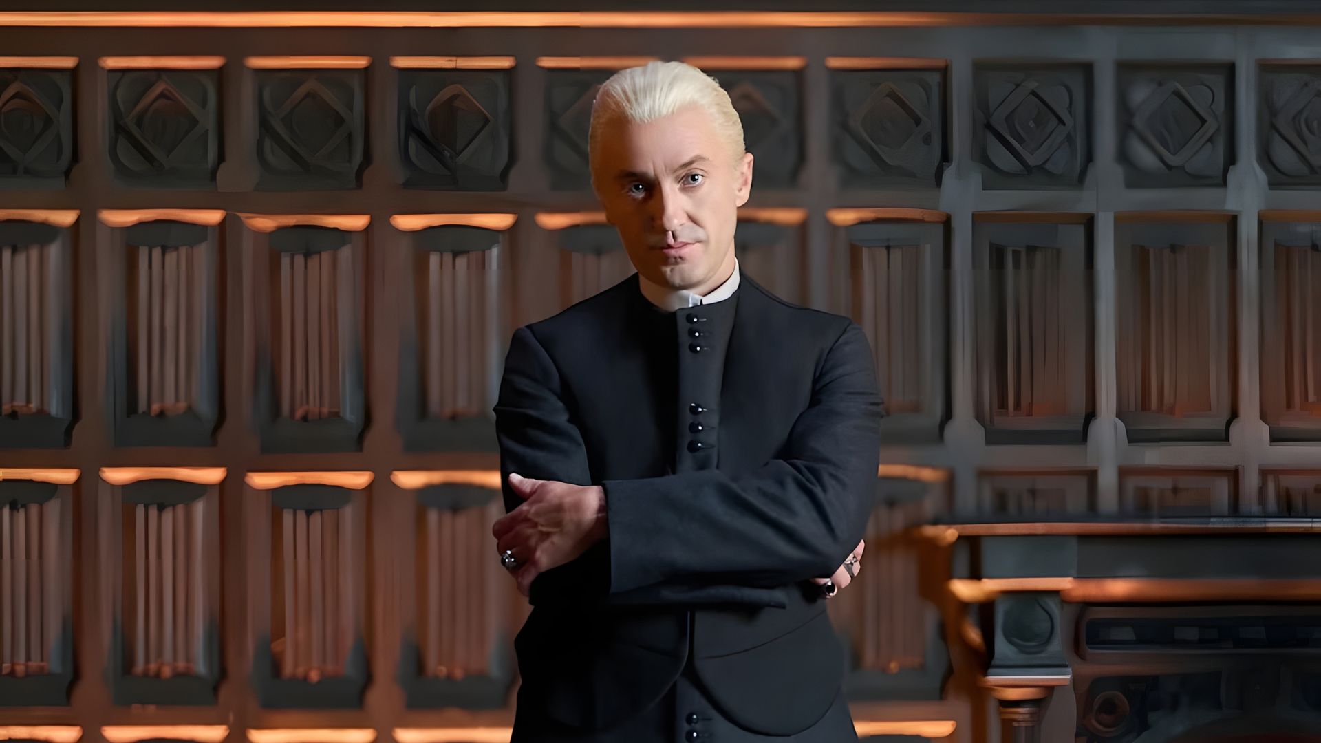 Tom Felton nei panni di Draco Malfoy adulto