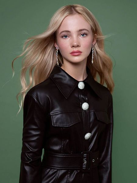Freya Allan foto 4